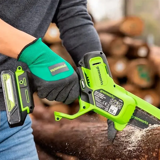 Аккумуляторная бесщеточная цепная мини пила Greenworks G24MCS10 24V (10см) без АКБ и ЗУ