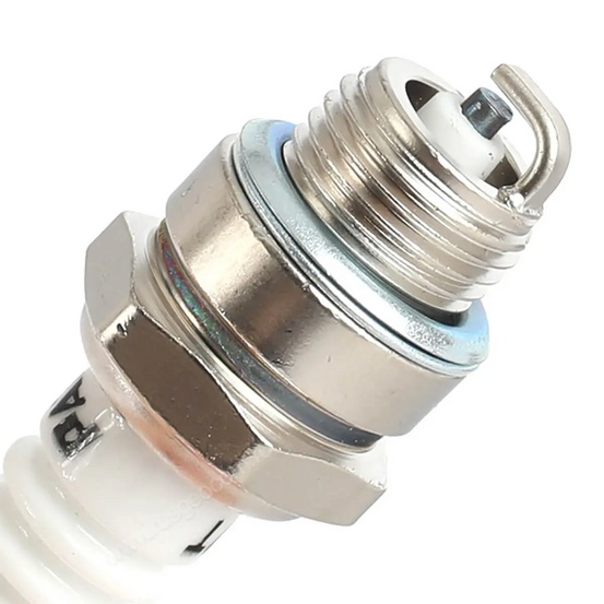 Свеча для 2-х тактных двигателей Patriot L7T