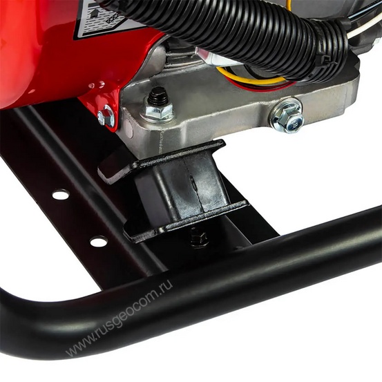 Бензиновый генератор DDE G650Е