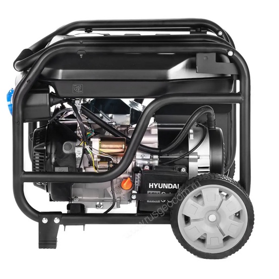 Бензиновый генератор Hyundai HHY 7050FE