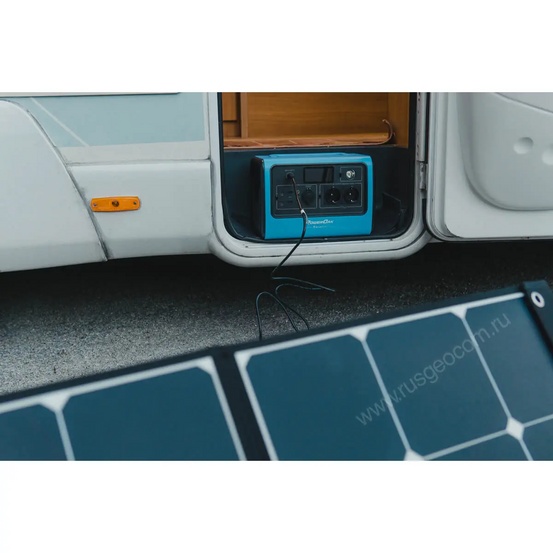 Портативная зарядная электростанция BLUETTI EB70