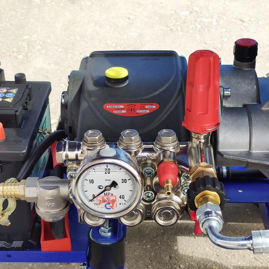 АВД Посейдон D15-210-22-L-UD-4W-Reel2, 15 л.с., 140-350 бар, 15-30 л/мин