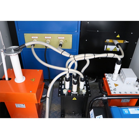 ЭТЛ-10/СНЧ ТЕХНОАС - передвижная лаборатория для кабельных линий напряжением 0,4-10 кВ и кабельных линий из сшитого полиэтилена