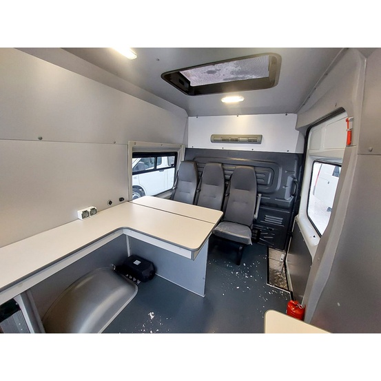 Передвижной офис на базе ГАЗ А31R33