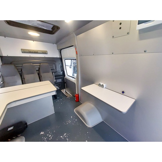 Передвижной офис на базе ГАЗ А31R33