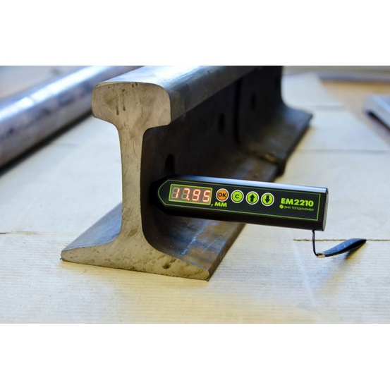 EM2210 - мини ЭМА толщиномер
