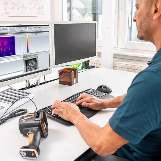 Комплект testo 883 - тепловизор testo 883 с 2 объективами и принадлежностями