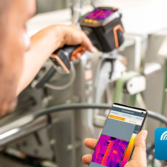 Тепловизор testo 883 со стандартным объективом 30 на 20