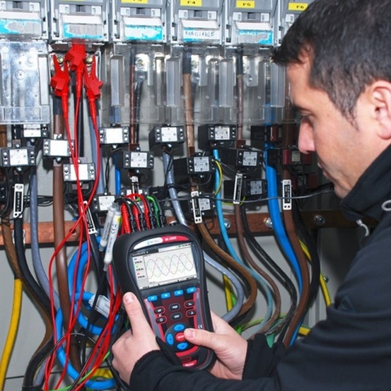 MI 2892 - анализатор качества электроэнергии класса А (с гибкими клещами А1227 30/300/3000 А)