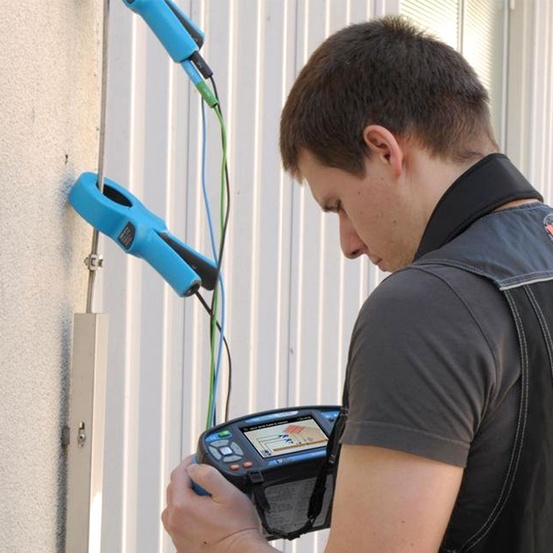 MI 3152H EurotestXC 2,5 кВ - многофункциональный измеритель параметров электроустановок