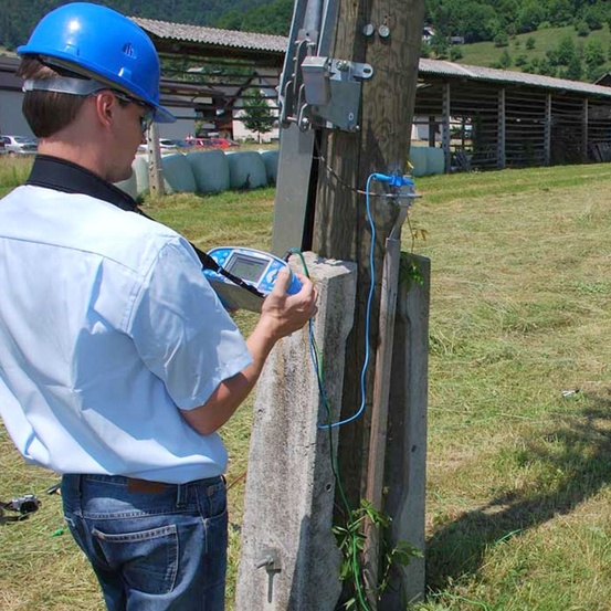 MI 3102H SE EurotestXE 2,5 кВ - многофункциональный измеритель параметров электроустановок